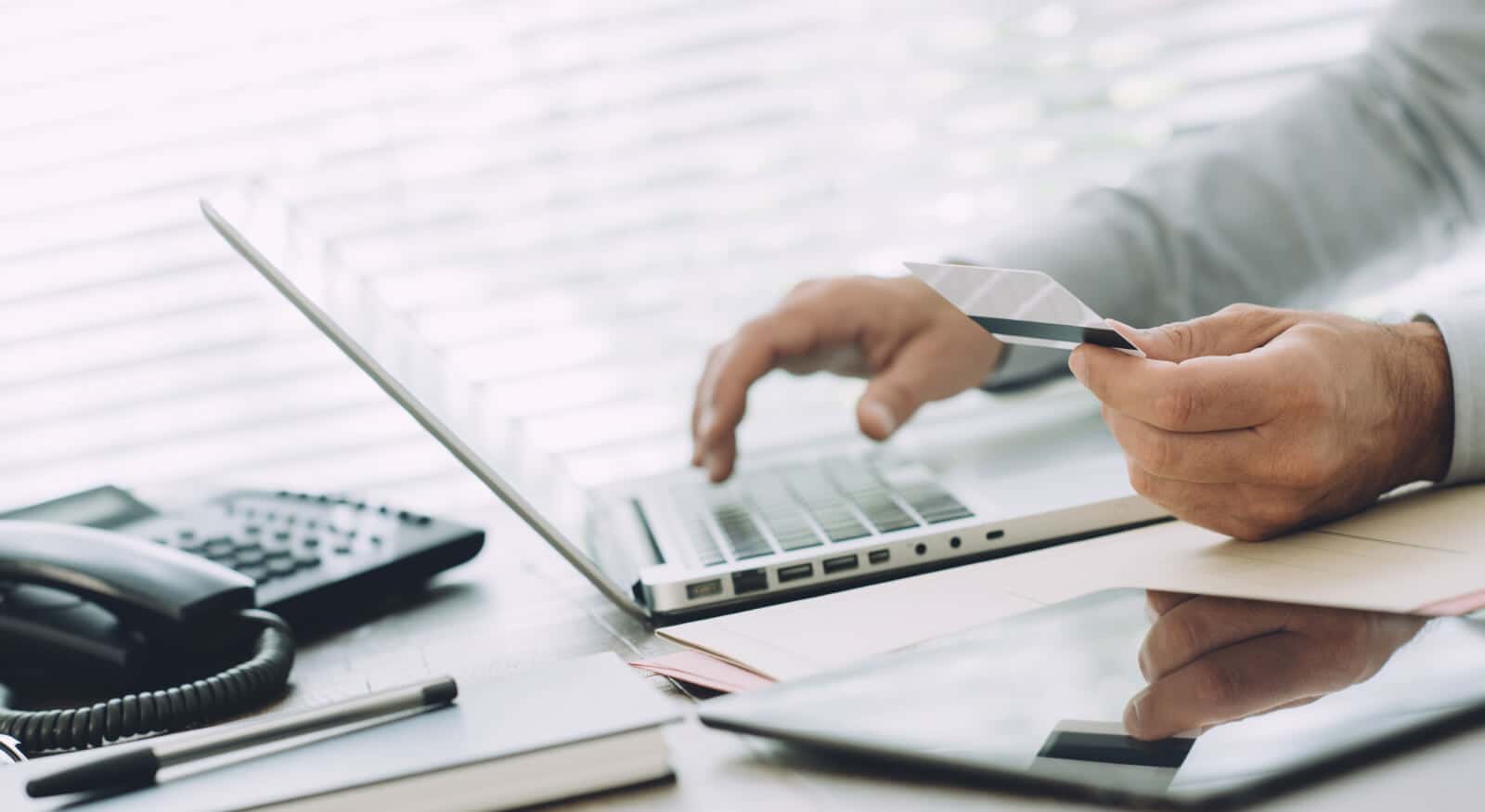 Open a Wyoming business bank account